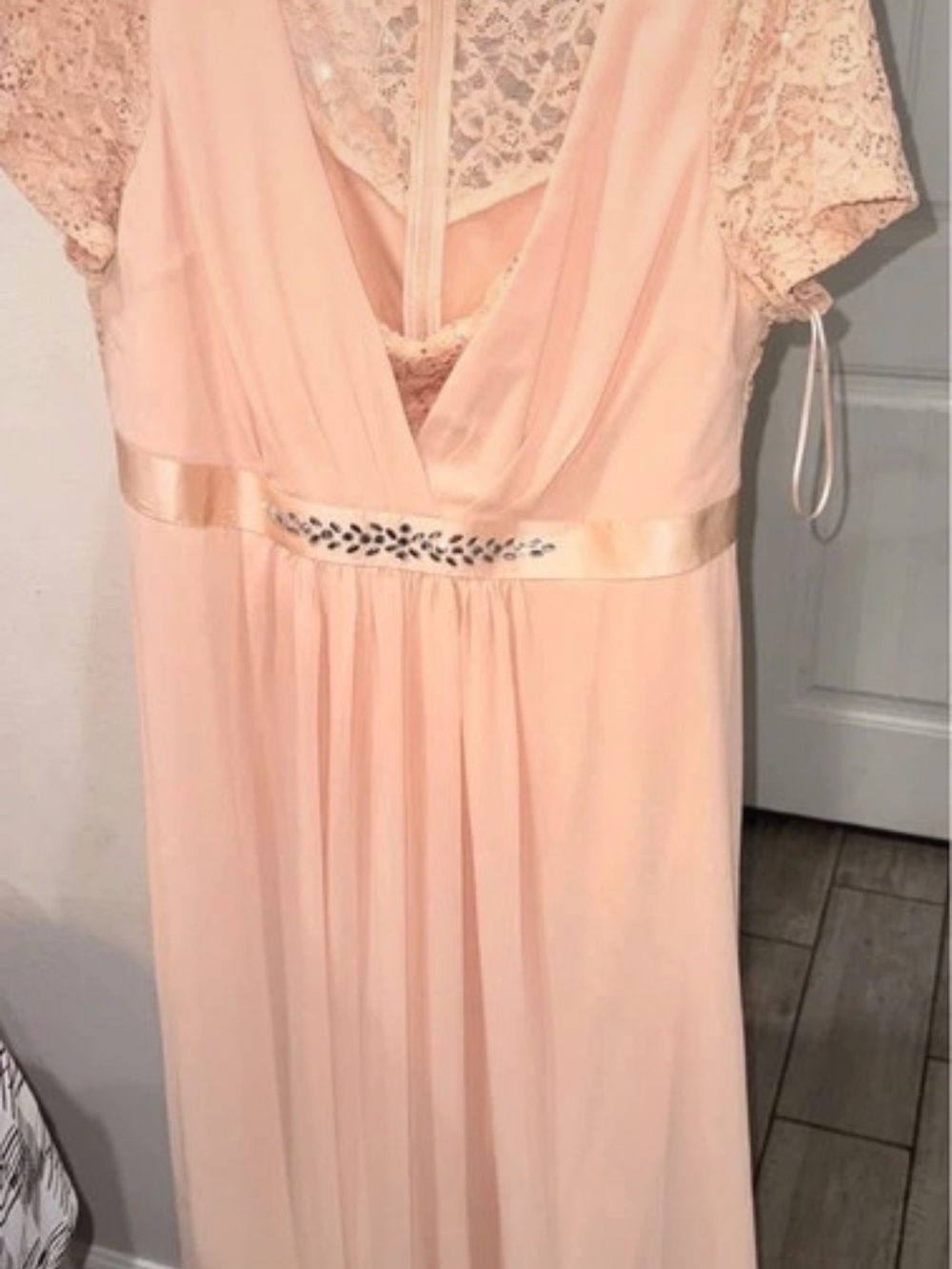 Peach Lace-Sleeve Chiffon Formal Dress with Satin Waist